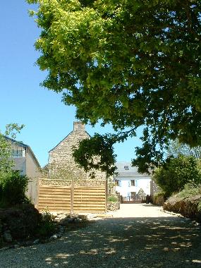 Maison de vacances �/en/au Berrien (Finist�re)ou appartement ou maison de vacances