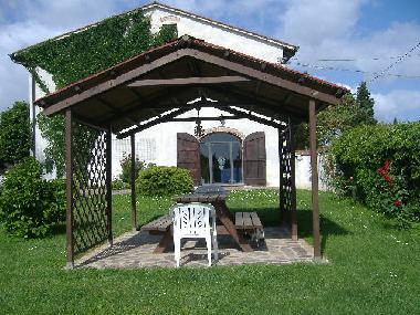 Maison de vacances /en/au Orentano (Pisa)ou appartement ou maison de vacances