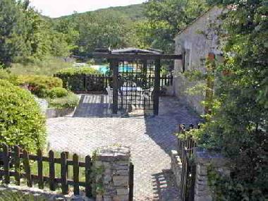 Maison de vacances /en/au Grane (Drme)ou appartement ou maison de vacances