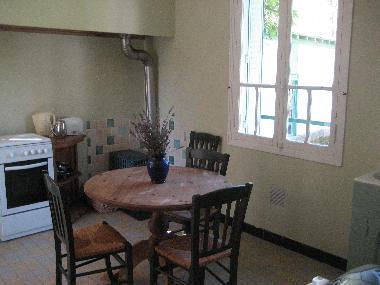 Chambre avec petit d�jeuner �/en/au Biert/ Massat (Ari�ge)ou appartement ou maison de vacances