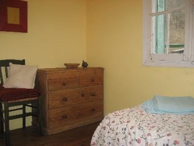 Chambre avec petit d�jeuner �/en/au Biert/ Massat (Ari�ge)ou appartement ou maison de vacances