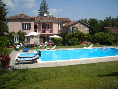 Maison de vacances �/en/au acqui terme (Alessandria)ou appartement ou maison de vacances