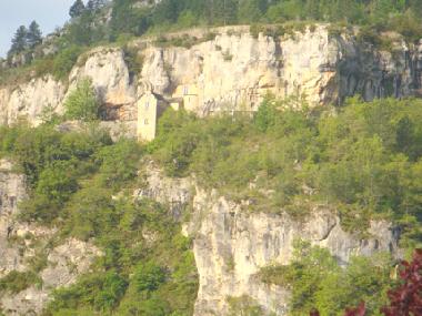 Maison de vacances /en/au Sainte Enimie (Lozre)ou appartement ou maison de vacances