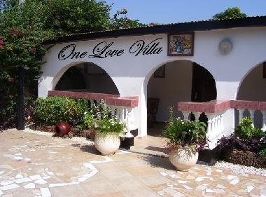 Maison de vacances �/en/au Brufut (Western)ou appartement ou maison de vacances