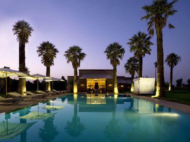 Villa �/en/au Marakechr (Marrakech)ou appartement ou maison de vacances