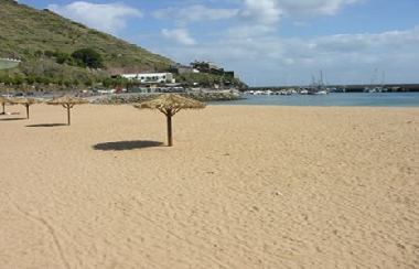 Appartement de vacances /en/au Canico  (Madeira)ou appartement ou maison de vacances