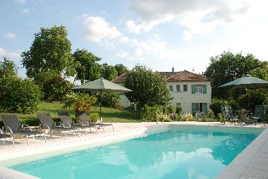 Maison de vacances �/en/au Bourdeilles (Dordogne)ou appartement ou maison de vacances