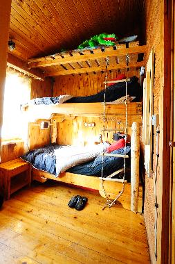 Maison de vacances /en/au Uherce Mineralne (Podkarpackie)ou appartement ou maison de vacances