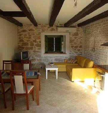Appartement de vacances /en/au Vodice (Sibensko-Kninska)ou appartement ou maison de vacances
