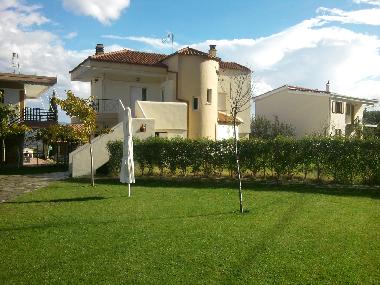 Maison de vacances �/en/au ANAVRA village (near thermopyles-hotgates) (Fthiotida)ou appartement ou maison de vacances