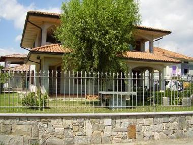 Maison de vacances �/en/au Gozzano (Novara)ou appartement ou maison de vacances