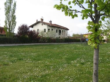 Maison de vacances /en/au DESENZANO DEL GARDA (Brescia)ou appartement ou maison de vacances