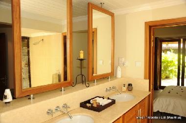 Villa �/en/au PEREYBERE (Pereybere)ou appartement ou maison de vacances