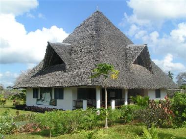 Maison de vacances /en/au diani beach (Coast)ou appartement ou maison de vacances