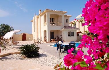 Villa �/en/au Mandria (Paphos)ou appartement ou maison de vacances