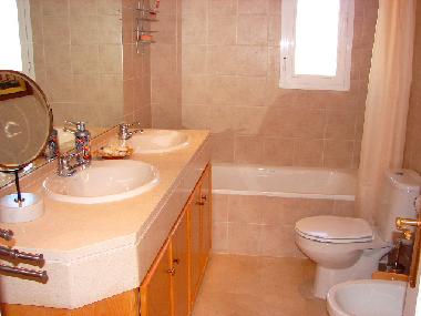 Appartement de vacances �/en/au Bahia de Casares (M�laga)ou appartement ou maison de vacances