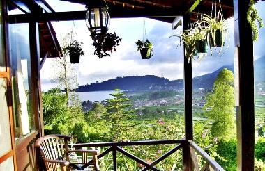 Maison de vacances �/en/au Bedugul (Bali)ou appartement ou maison de vacances