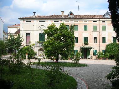 Villa /en/au vittorio veneto (Treviso)ou appartement ou maison de vacances