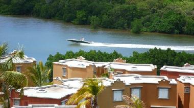 Villa /en/au Port Chambly Le Goulet Baie du Tombeau (Pamplemousses)ou appartement ou maison de vacances