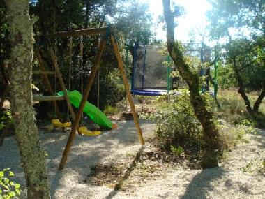 Maison de vacances �/en/au Labastide de Virac (Ard�che)ou appartement ou maison de vacances