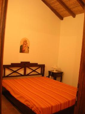 Bateau /en/au Irgoli (Nuoro)ou appartement ou maison de vacances