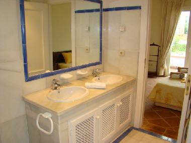 Appartement de vacances /en/au Bahia de Casares (Mlaga)ou appartement ou maison de vacances