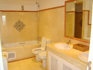 Appartement de vacances �/en/au Bahia de Casares (M�laga)ou appartement ou maison de vacances