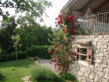 Maison de vacances /en/au Roc (Istarska)ou appartement ou maison de vacances