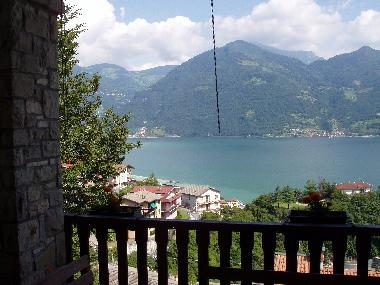 Chambre avec petit djeuner /en/au Lovere Castro (Bergamo)ou appartement ou maison de vacances