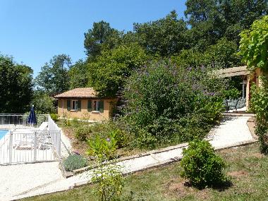 Maison de vacances �/en/au Doissat (Dordogne)ou appartement ou maison de vacances