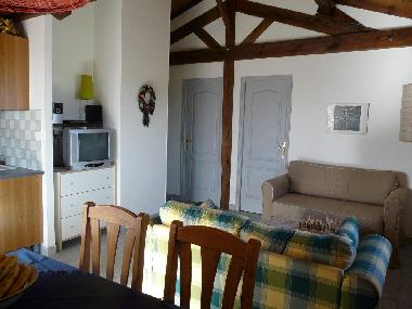 Maison de vacances �/en/au Doissat (Dordogne)ou appartement ou maison de vacances