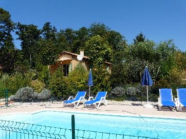 Maison de vacances /en/au Doissat/Belvs (Dordogne)ou appartement ou maison de vacances