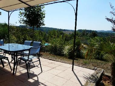Maison de vacances /en/au Doissat/Belvs (Dordogne)ou appartement ou maison de vacances