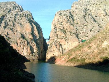 Chalet /en/au Pizarra (Mlaga)ou appartement ou maison de vacances