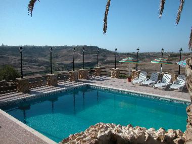 Maison de vacances �/en/au XAGHRA (Gozo)ou appartement ou maison de vacances