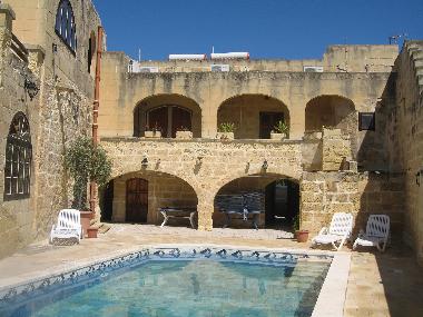 Maison de vacances �/en/au GHASRI (Gozo)ou appartement ou maison de vacances