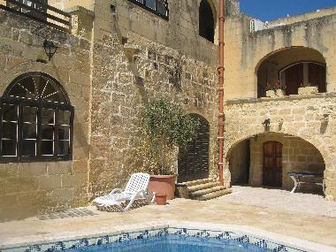 Maison de vacances �/en/au GHASRI (Gozo)ou appartement ou maison de vacances