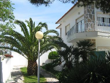 Maison de vacances �/en/au Salir do Porto (Oeste)ou appartement ou maison de vacances