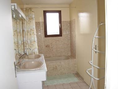 Maison de vacances �/en/au vaux sur mer (Charente-Maritime)ou appartement ou maison de vacances