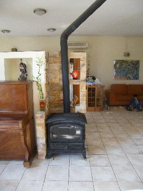 La cheminee et le piano