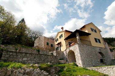 Villa /en/au Lovran  (Primorsko-Goranska)ou appartement ou maison de vacances