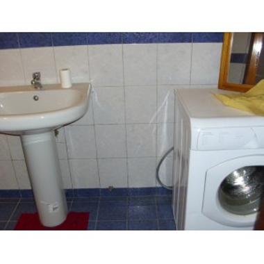 Maison de vacances �/en/au Lom� (Lome)ou appartement ou maison de vacances