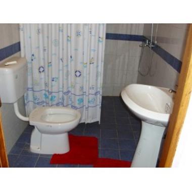 Maison de vacances �/en/au Lom� (Lome)ou appartement ou maison de vacances