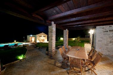 Maison de vacances �/en/au Brinjani (Istarska)ou appartement ou maison de vacances