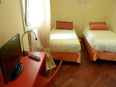Chambre avec petit d�jeuner �/en/au Bologna (Bologna)ou appartement ou maison de vacances