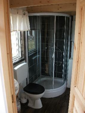 Maison de vacances /en/au Sjtorp (Vstergtland)ou appartement ou maison de vacances