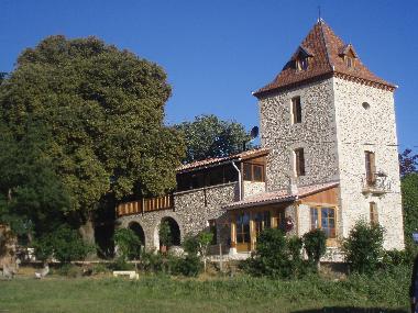 Maison de vacances /en/au Beraut (Gers)ou appartement ou maison de vacances