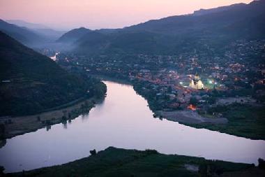 Maison de vacances �/en/au Saguramo (Mts�khet�is Raioni)ou appartement ou maison de vacances