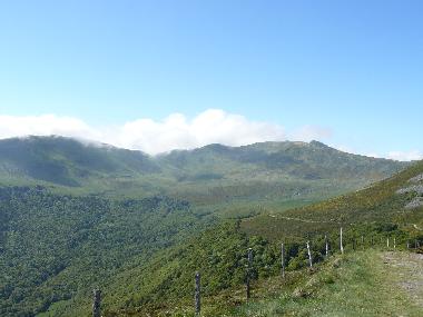 Maison de vacances /en/au YTRAC (Cantal)ou appartement ou maison de vacances