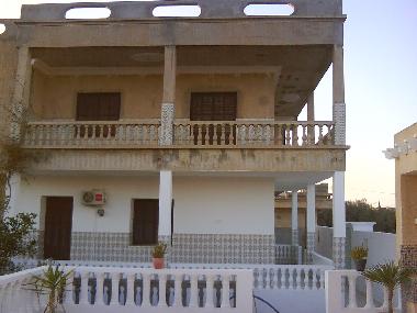 Maison de vacances �/en/au LAMTA (Al Munastir)ou appartement ou maison de vacances